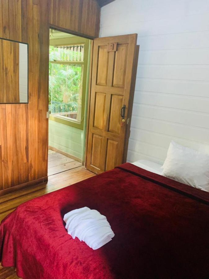 Hotel Quetzal Inn Monteverde Exterior photo